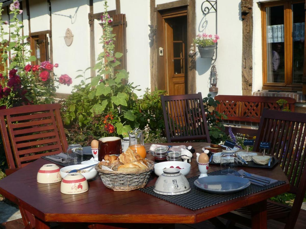 Bed and Breakfast L'Etape Normande Montroty  Esterno foto